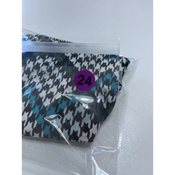 C established 1946 SZ 18/20 3/4 sleeve Back White Teal Loose Fit Flowing Top - Picture 10 of 10